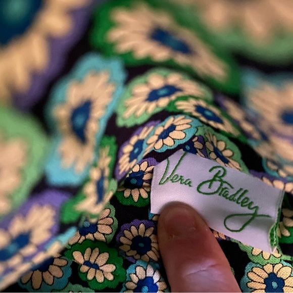 Vera Bradley Tote Bag with Detachable Crossbody Strap - Picture 7 of 13